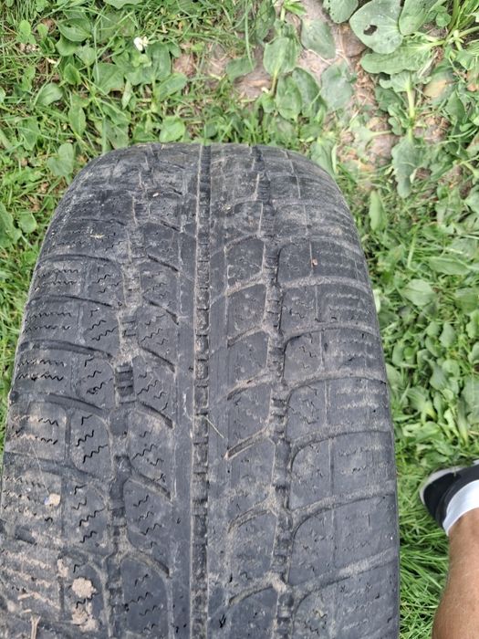 Комплект дисків R17 5x108 + зимова гума 205/50 R17