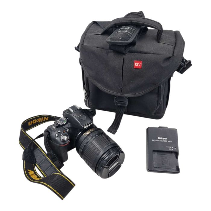 Lustrzanka Nikon D5300 + Nikkor 18-105 mm VR