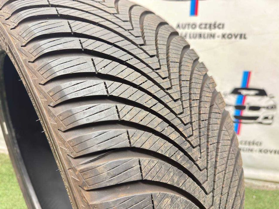 KUMHO резина 225/40/R18 шина ризина 2025рік зима літо 4 сезони всесезонна всесезонні