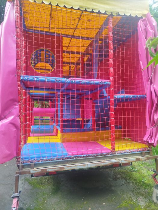 Атракціон Лабіринт пересувний