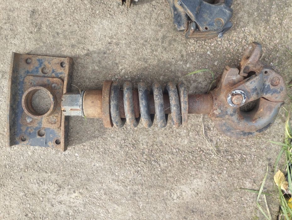 Фаркоп для вантажівки