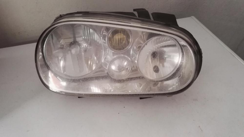 Òpticas Golf IV Hella