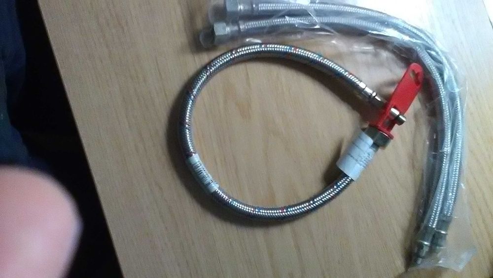 Шланг подводка MATEO GRIF М10x35-H1/2 50 cm (длинный) (набор 3 шланга)