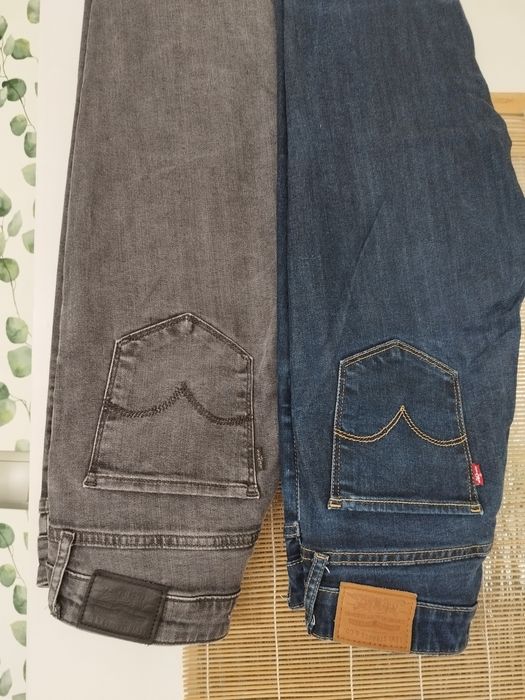 Jeans Levi's - 2 pary