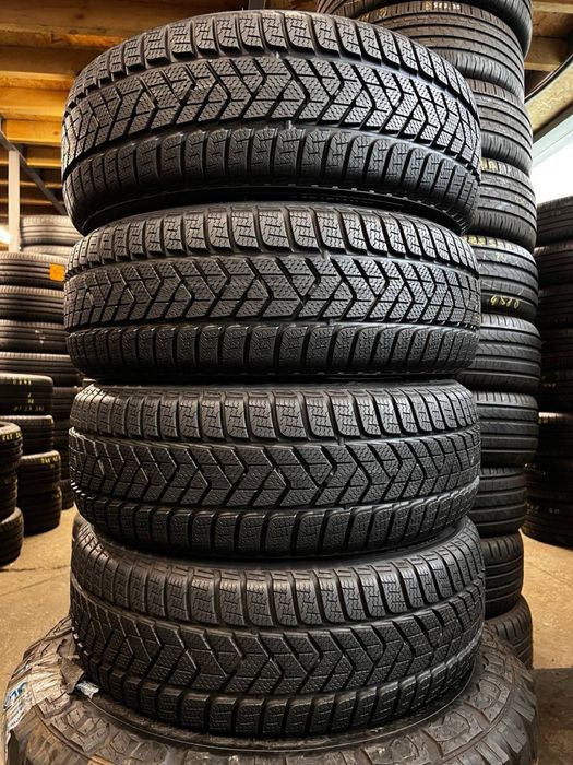 Шини Зимові 215х55хR18 PIRELLI Sottozero 3 / 4шт / 95+%Залишок / 2023р