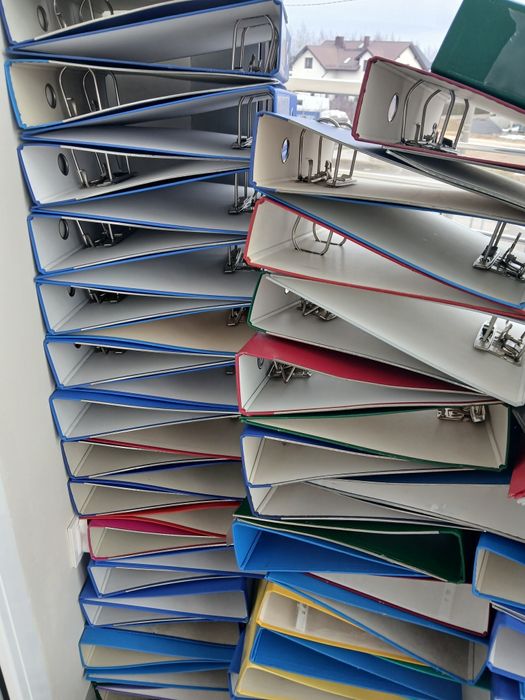 Segregatory biurowe używane 30szt.