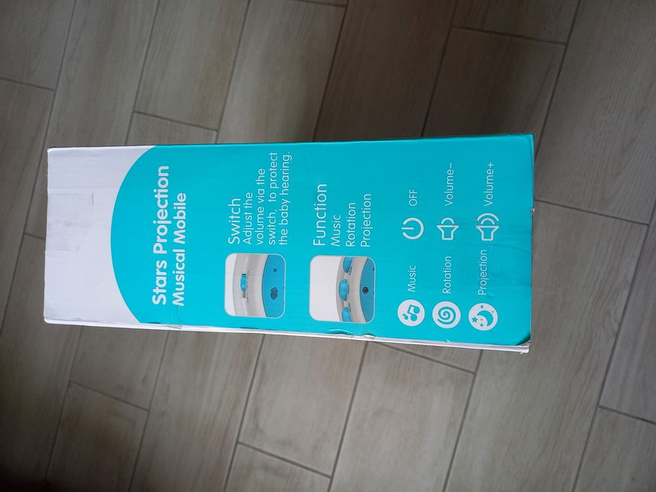 Дитячий музичний мобіль