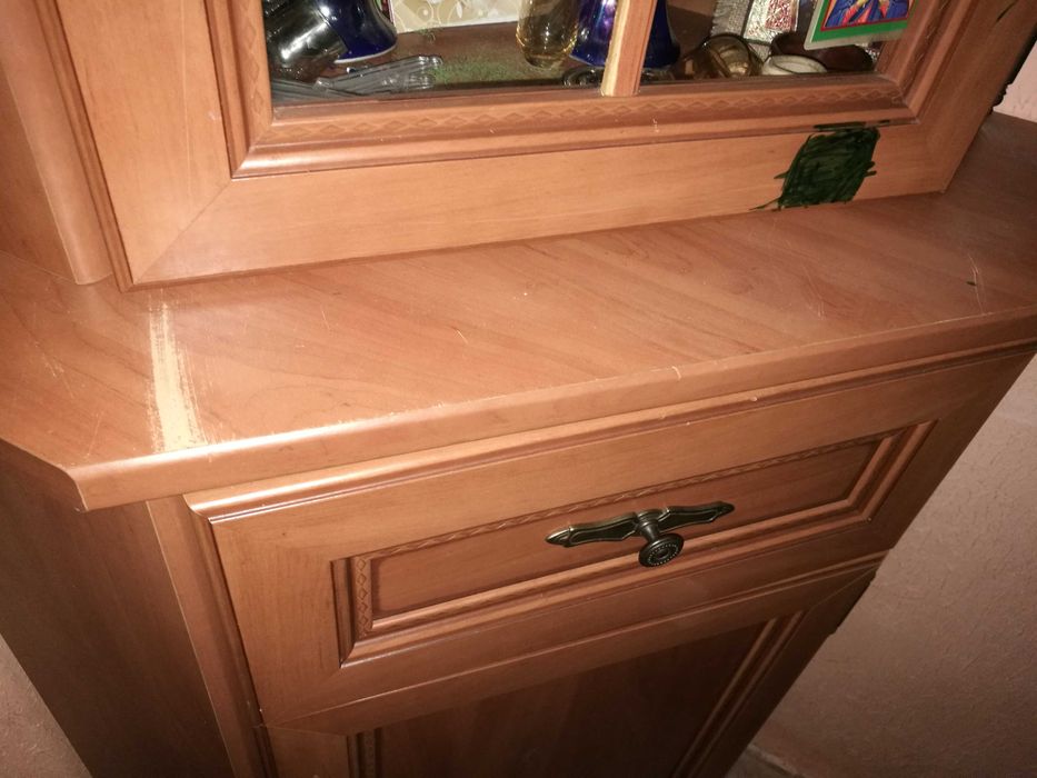 Шафа верх і низ відєднуються