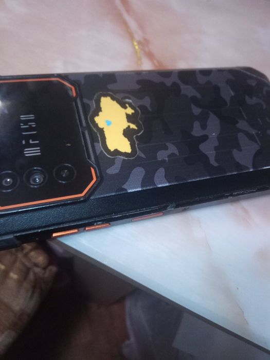 Мобільний телефон