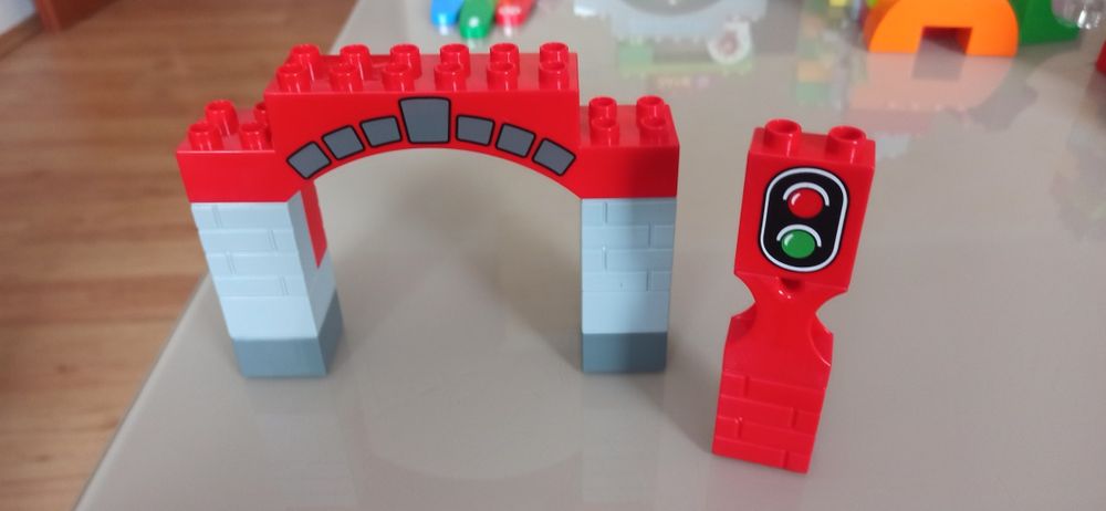 Duplo różne elementy