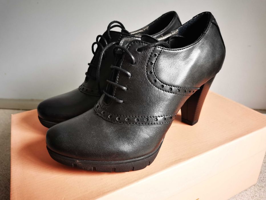 Sapatos senhora 36