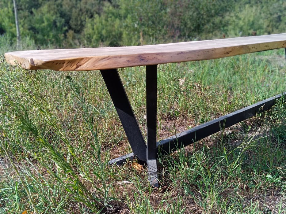 Banco/Mesa central ou de apoio