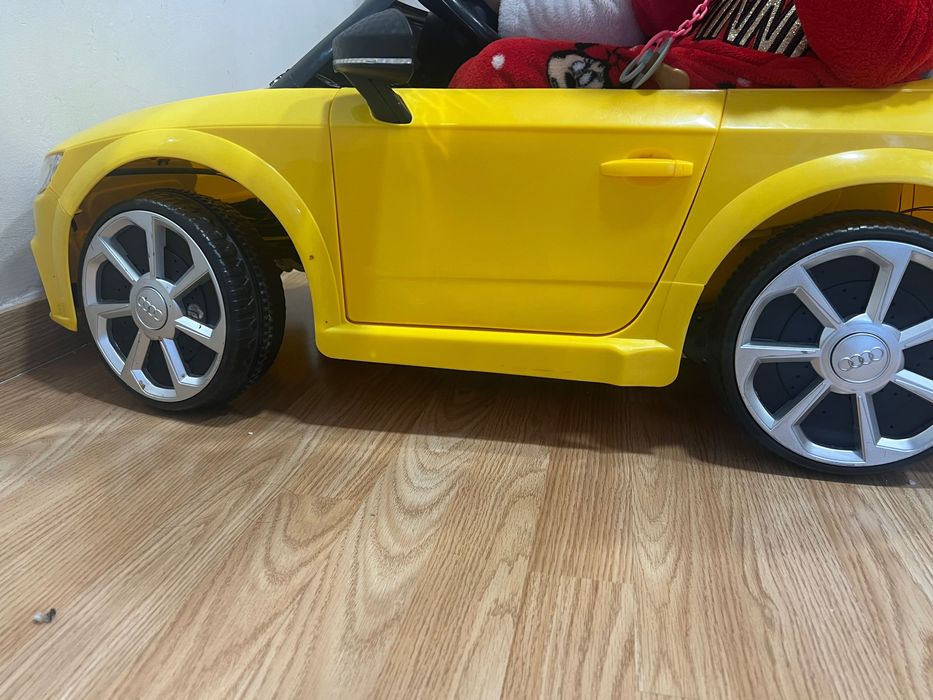 Carrinho de criança áudi negociável