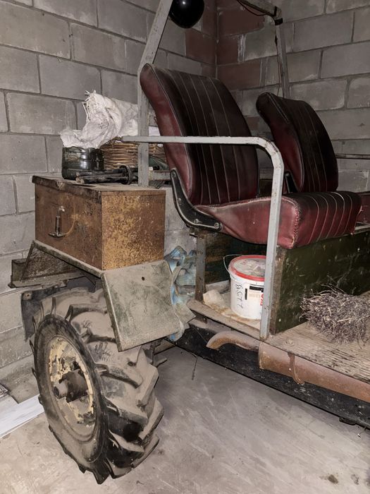 Продам трактор хаб