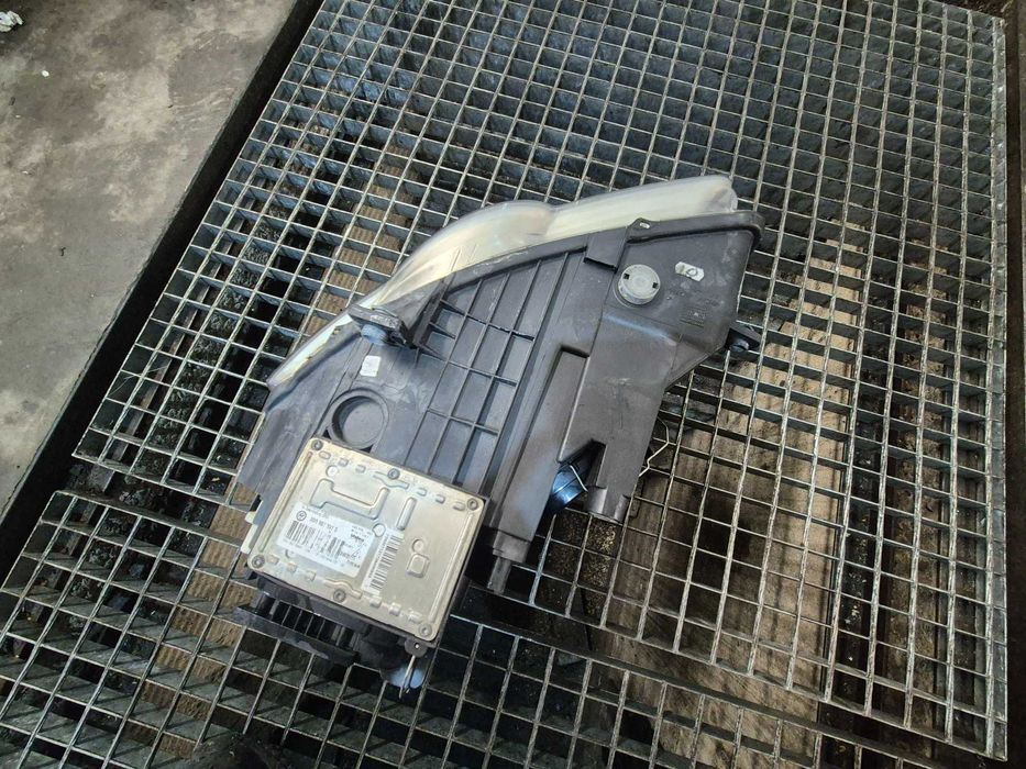 Lampa przwy przód VW Passat B6 Xenon skrętny 3C0.941.752G