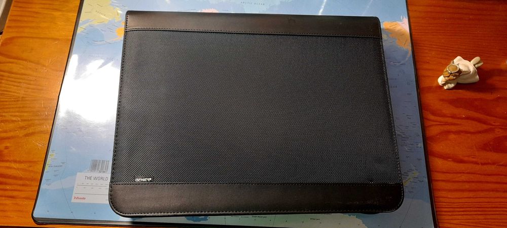 Pasta preta multifunções