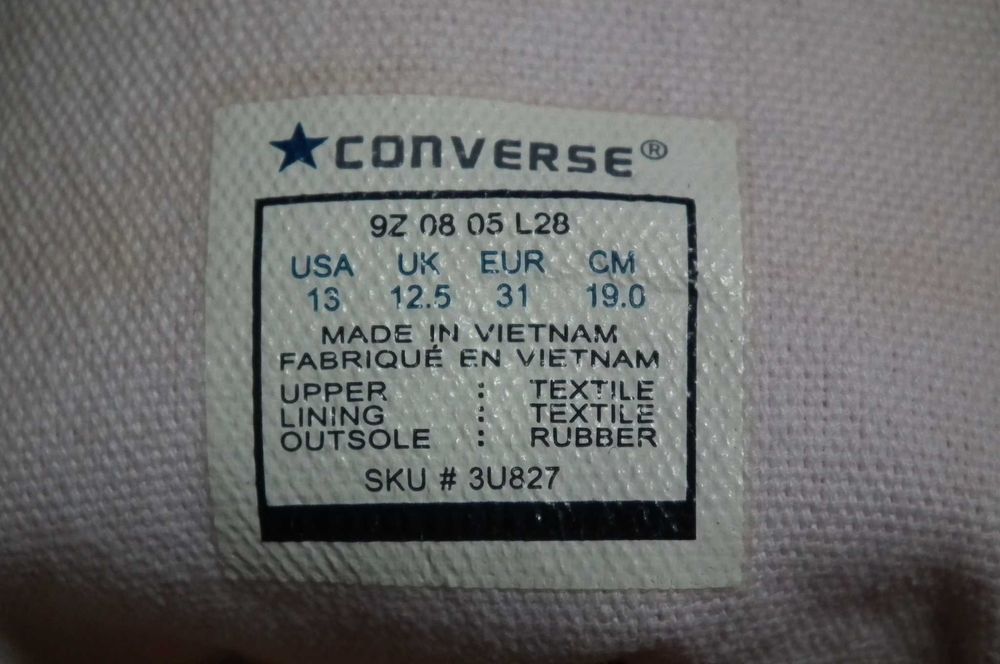 Converse All Star Chuck Taylor de criança, tam. 31. Envio Grátis.