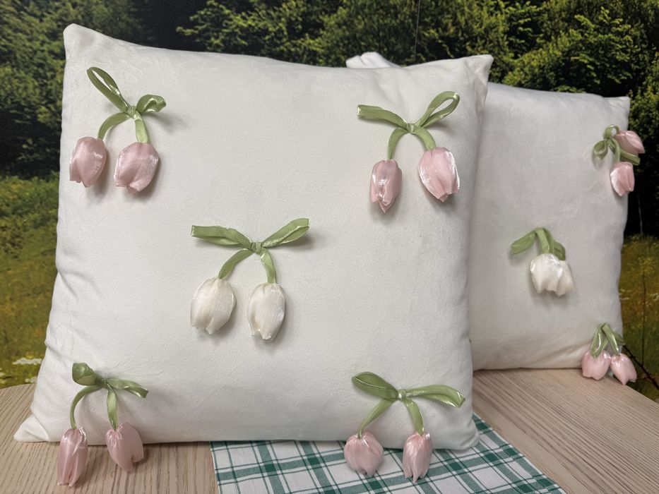 Poduszka tulipan
