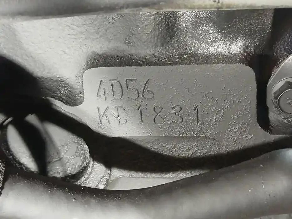 MITSUBISHI MONTERO 2.5 ENGINE REF: 4D56