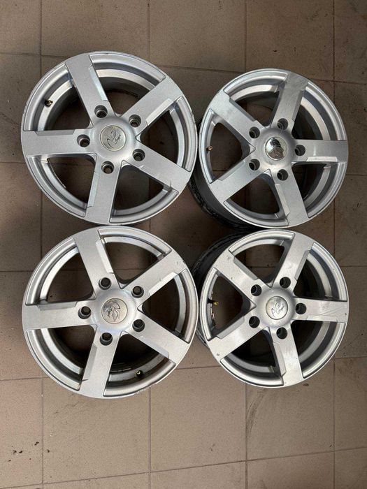 Оригінальні титанові диски R15 5-139,7 6,5G цо 98,6 ет 40