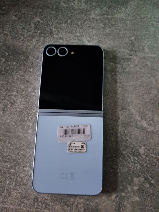 Samsung z flip 6 uszkodzony