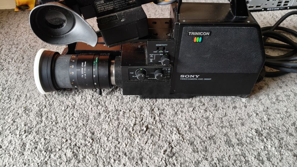 Câmara Sony hvc 3000