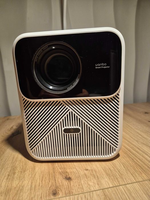 Projektor Wanbo Mozart 1 plus torba