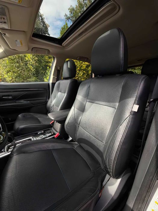 Mitsubishi Outlander      2018