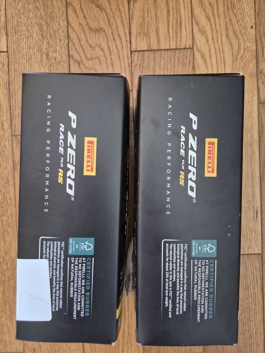 Opony pirelli Race rs 700x26 nowe komplet