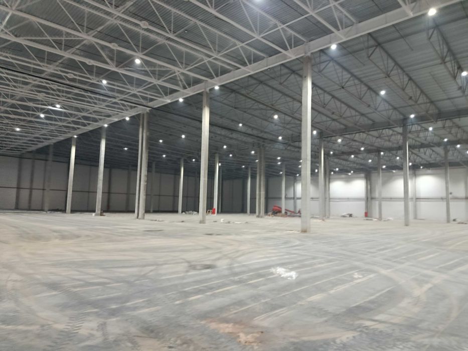Commercial property, 3000 m²