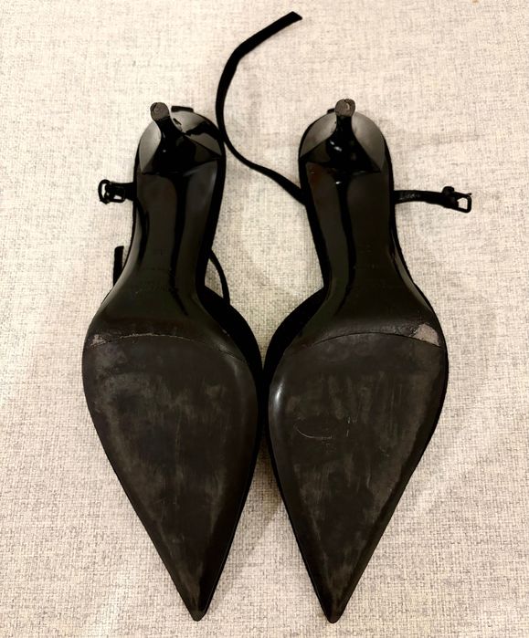 UN used　2個 Zamszowe czółenka, szpilki, oryginalne, Saint Laurent Warszawa