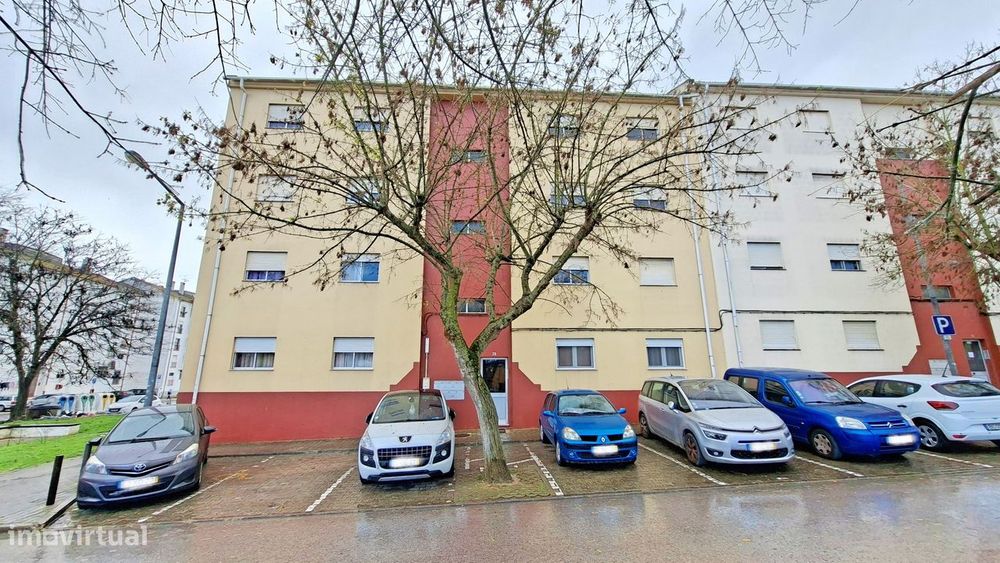 Apartamento T3 com 100m²  Montijo