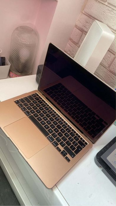 Macbook air 13 i5 2020