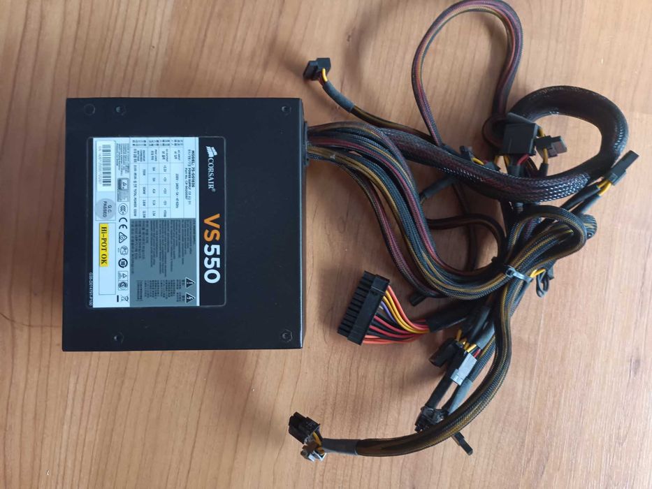 Fonte alimentação Corsair Vs550