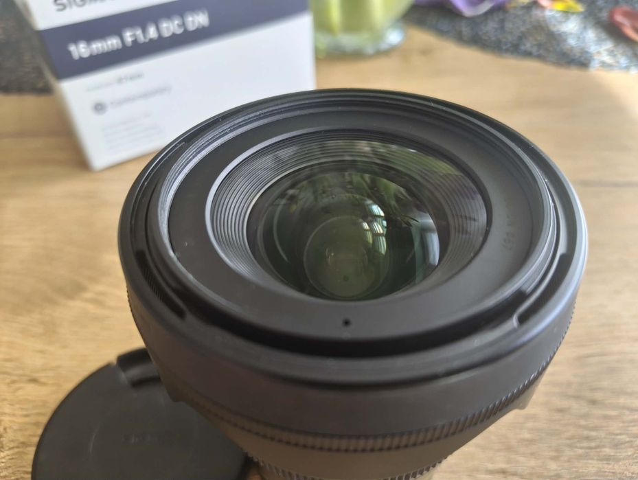 Obiektyw Sigma C 16 mm f/1.4 DC DN Sony E