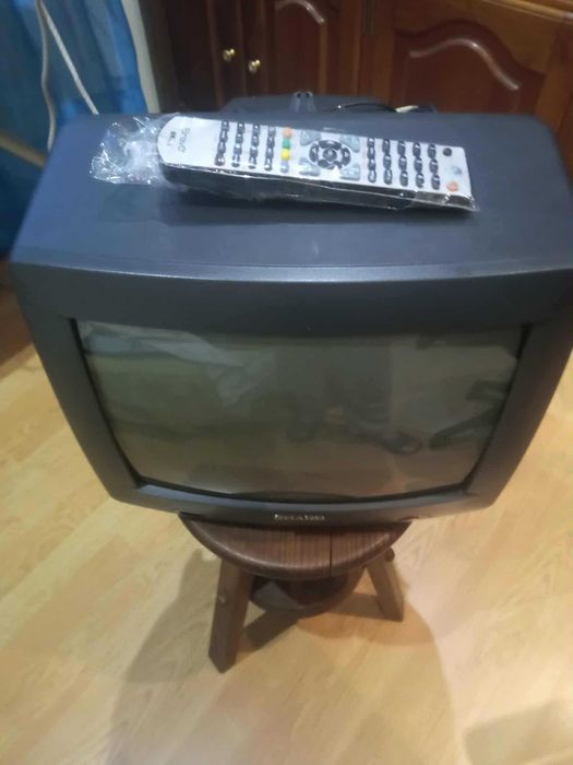 televisão a cores sharp64309722145155120