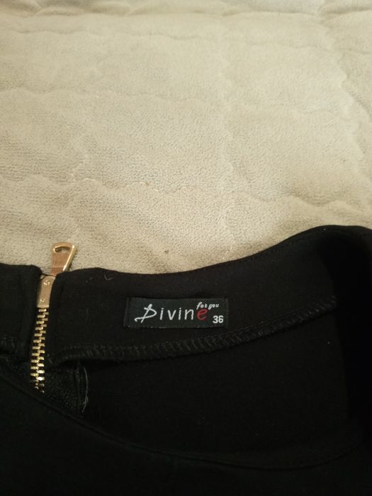 Жіноча сукня розмір M