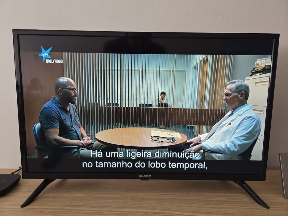 TV Silver 32" Seminova