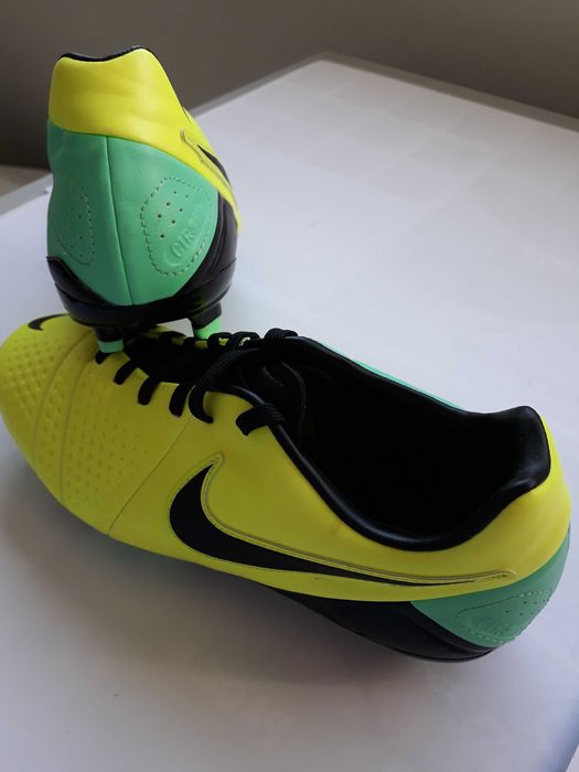Chuteiras Futebol Nike Tiempo Nat LTR FG - para o n.º 39