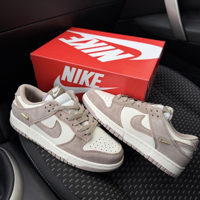 Жіночі бежеві з білим кросівки найк данк  Nike SB Dunk Low Sail Beige