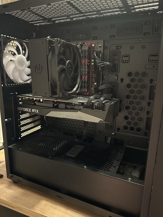Komputer i5-12400F RTX3060Ti OC