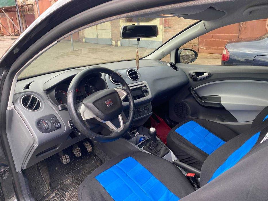 Автомобіль продаж