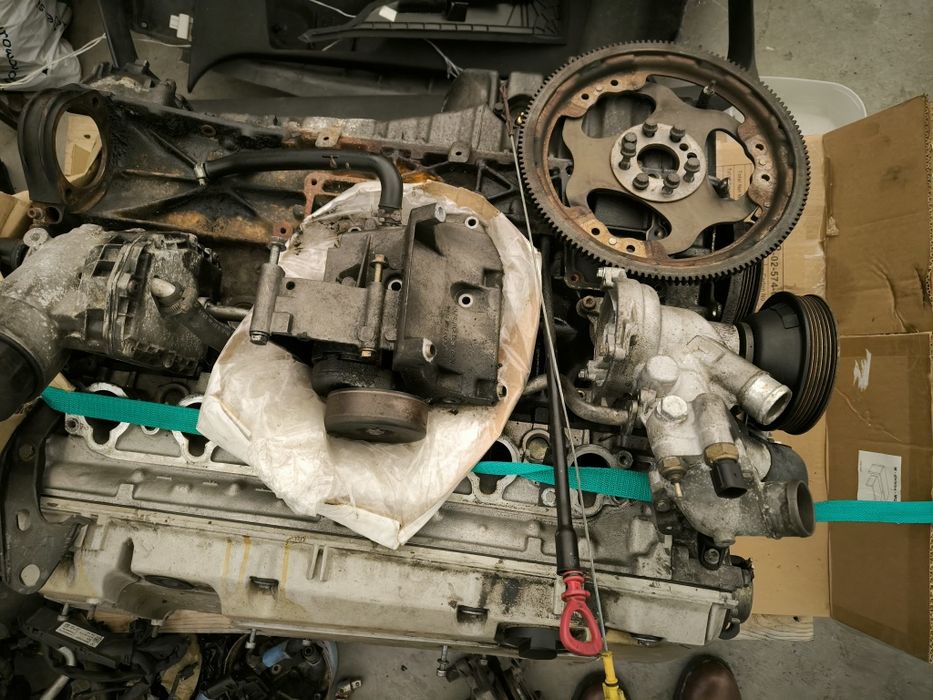 Mercedes silnik 2.8 m104 części