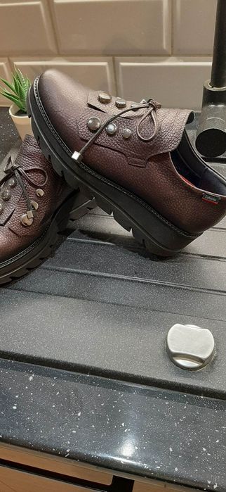 Sprzedam półbuty damskie rozmiar 37 buty nowe nie używane
