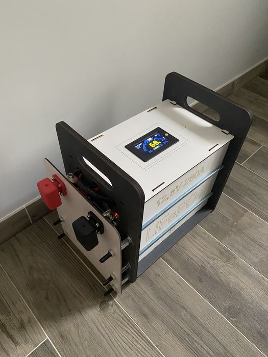 Аккумулятор lifepo4. 12V