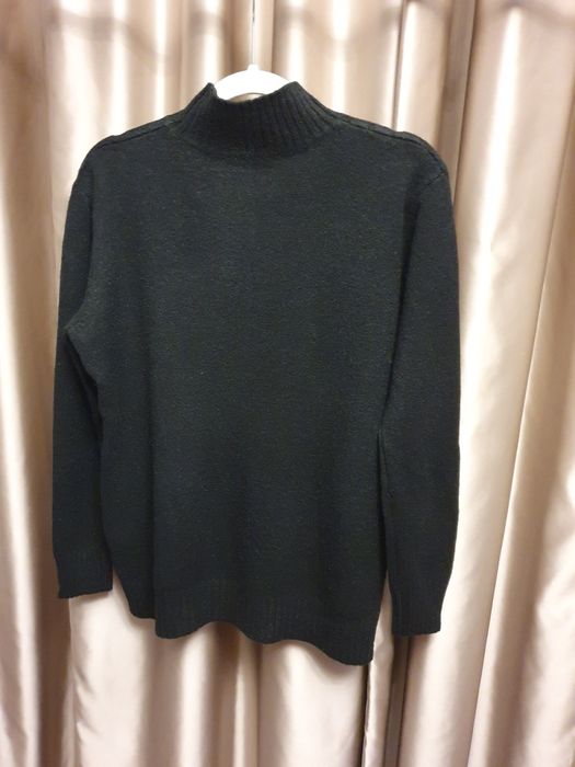 Czarny półgolf damski