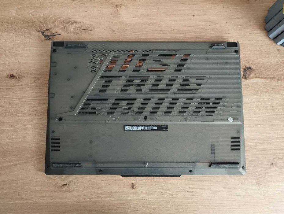 Laptop MSI Cyborg 15 A12VE