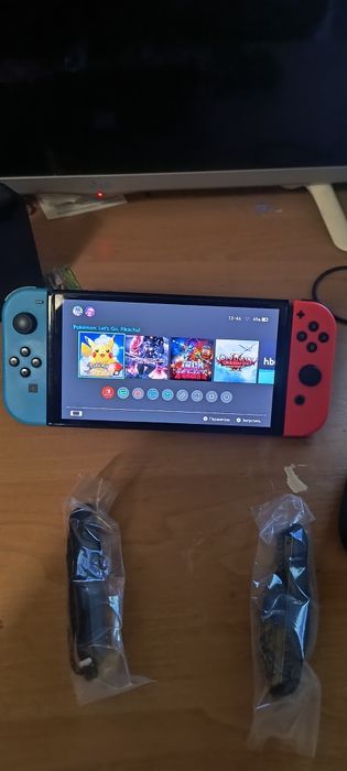 Продам Nintendo switch oled як новий