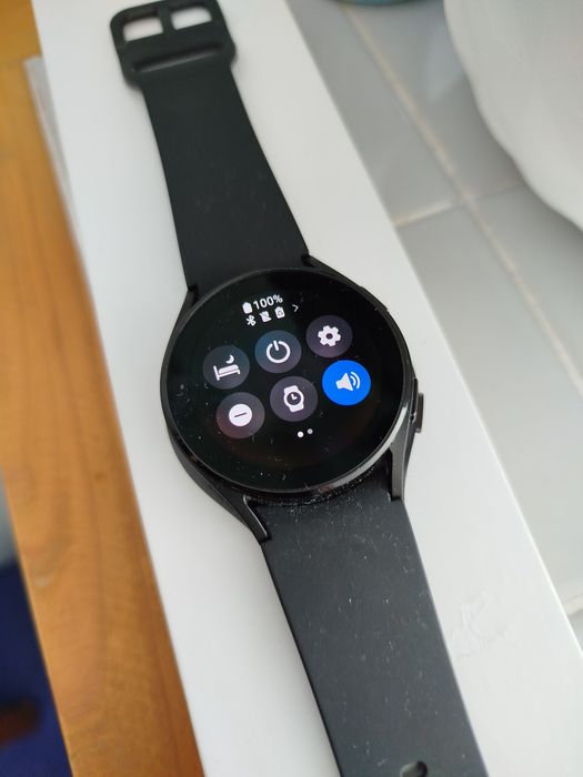 Samsung Galaxy  watch 4