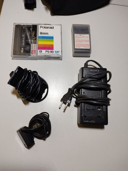 Kamera analogowa Sony Handycam Video 8 CCD-TR75E